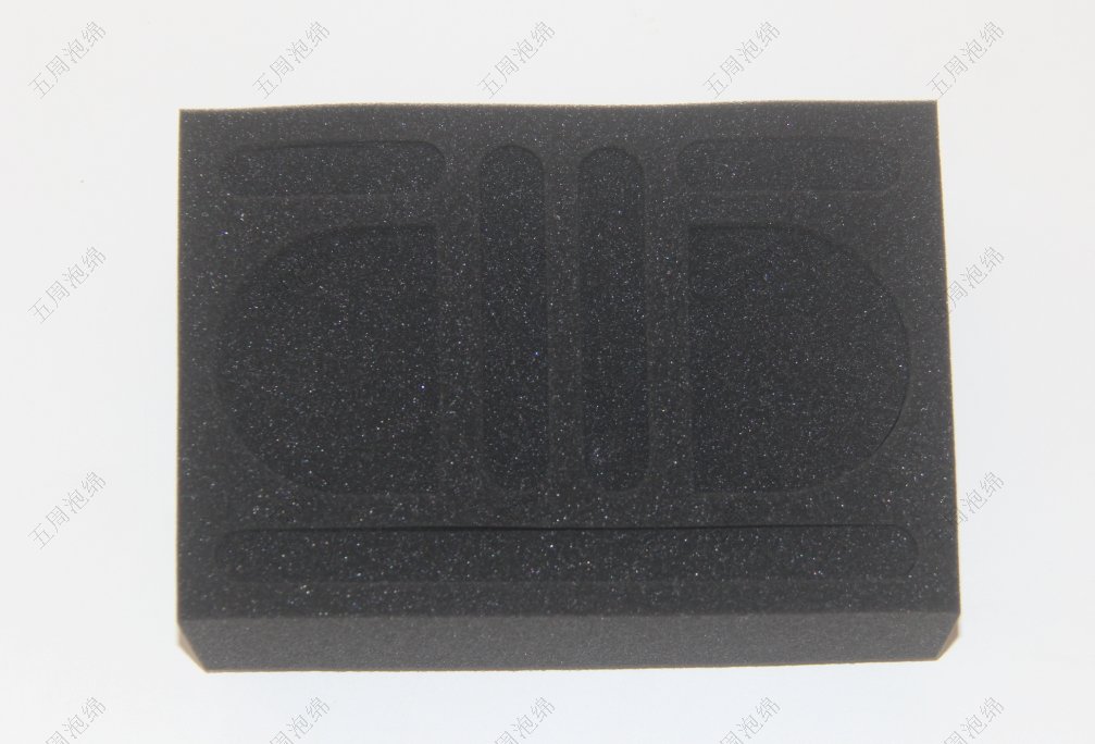 從工業(yè)到消費(fèi)端：PU海綿內(nèi)襯正在重新定義緩沖材料標(biāo)準(zhǔn)