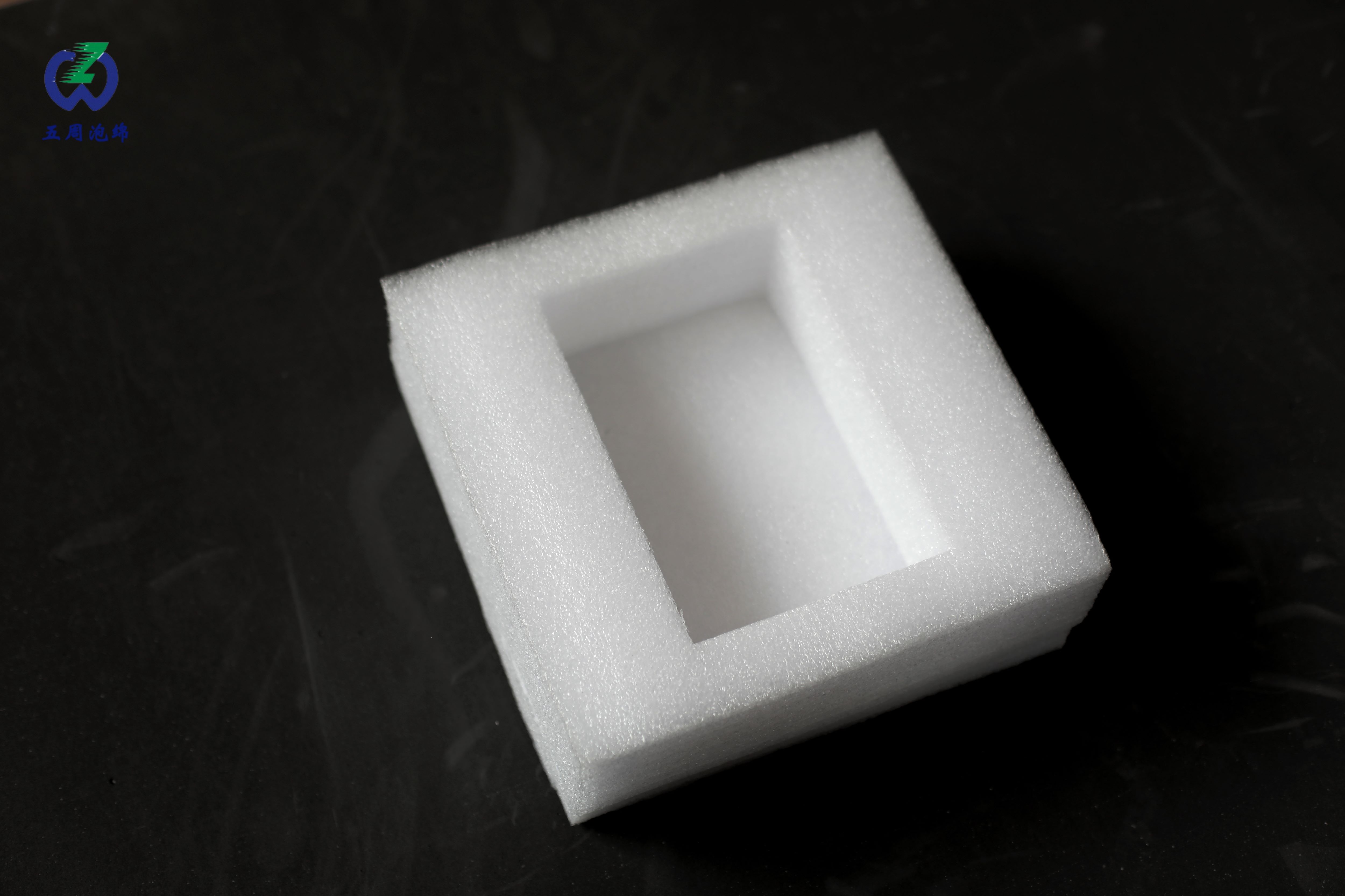 EPE珍珠棉內(nèi)襯：高成本背后，藏著品牌文化傳播的巧思