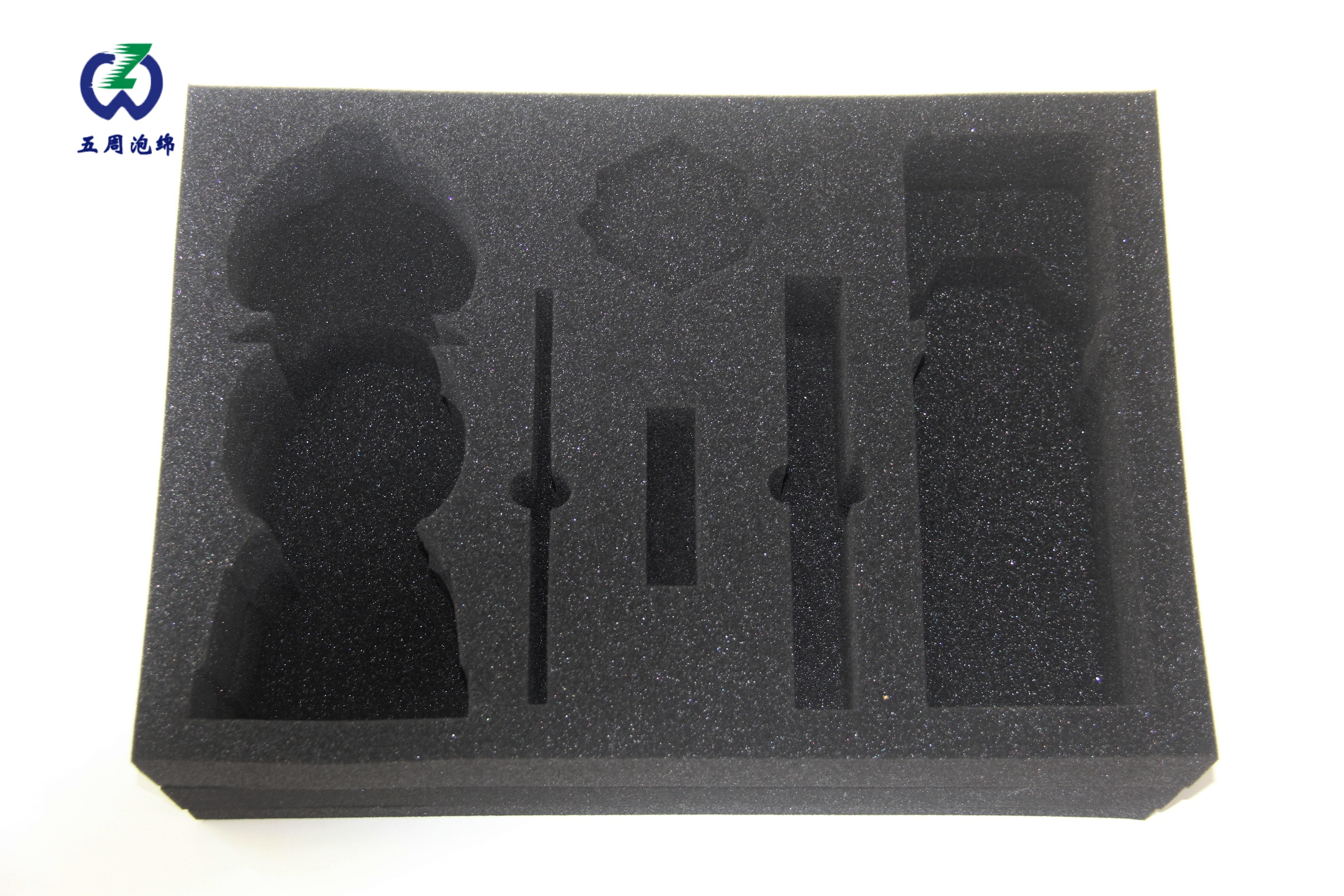 PU海綿內(nèi)襯：材質(zhì)特性與應(yīng)用場景全解析